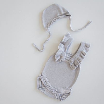 MILKY set gray baby bodysuit and bonnet Apero